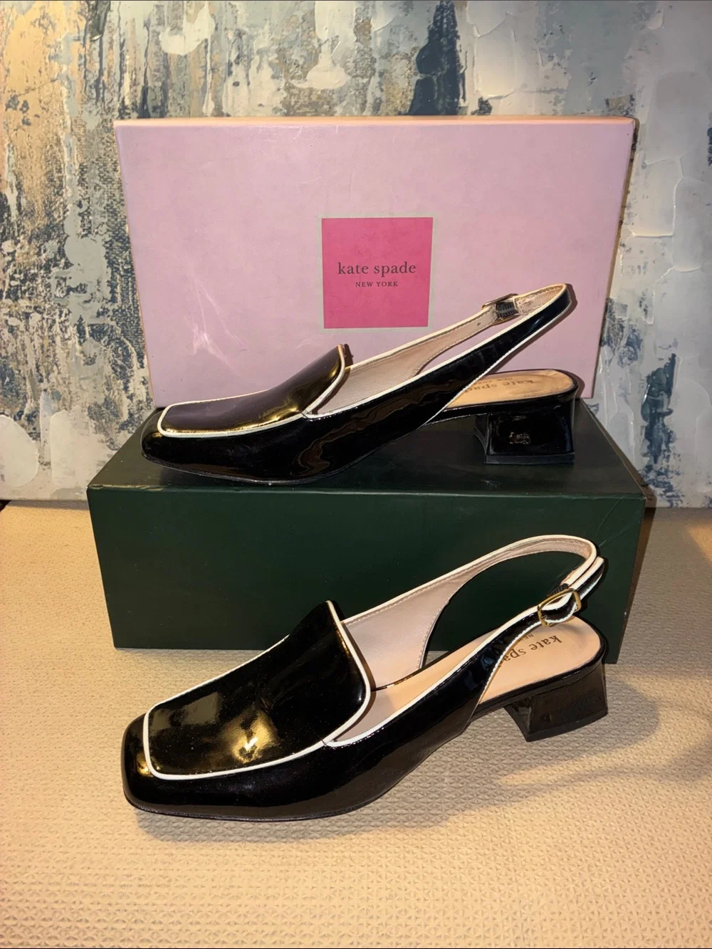 EUC !Kate Spade  Black Patent Leather Slingback Sabina Loafers w/ Gold Size 7M